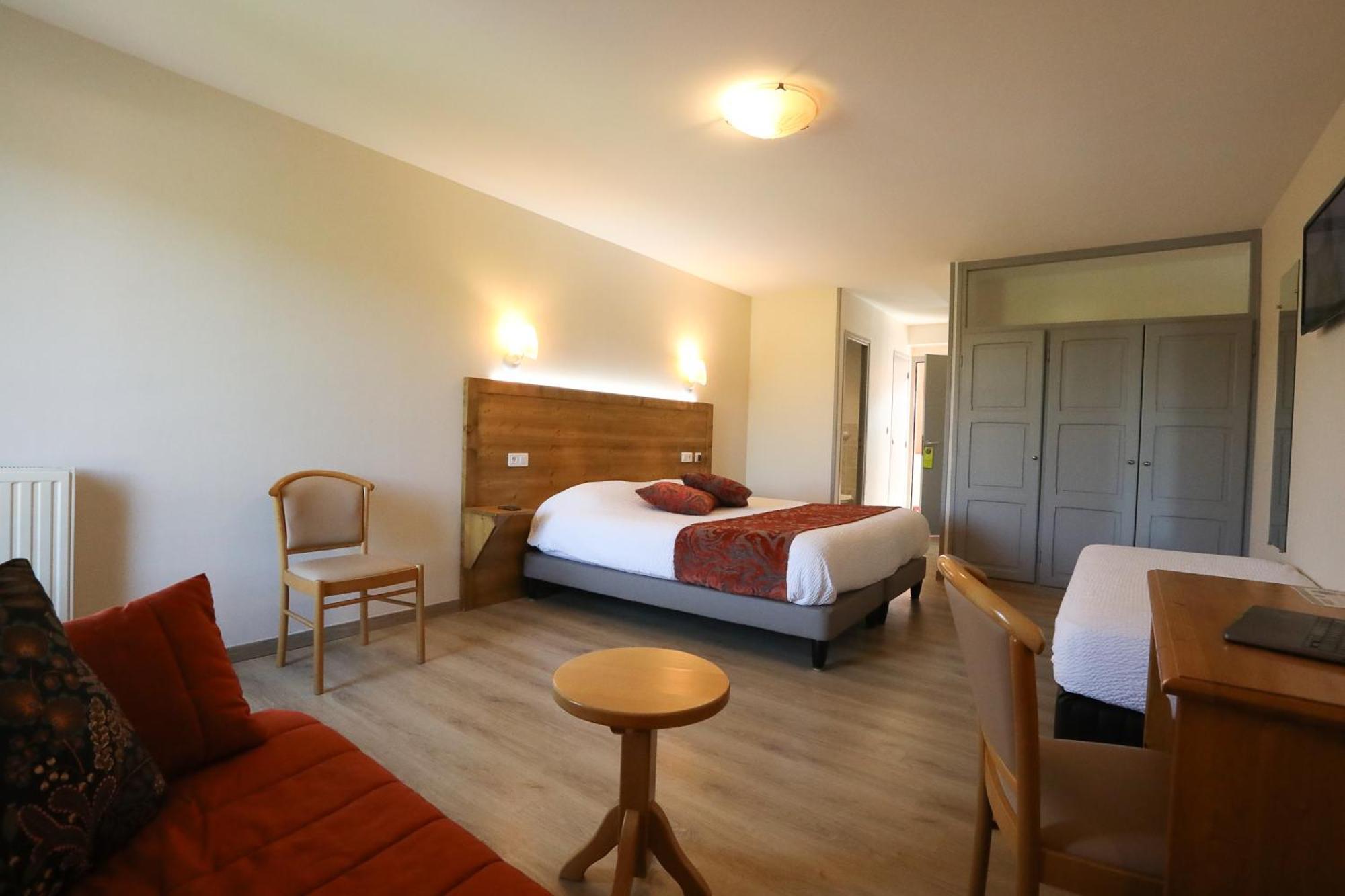 Logis Hotel Spa Restaurant Le Provence Lanarce ภายนอก รูปภาพ