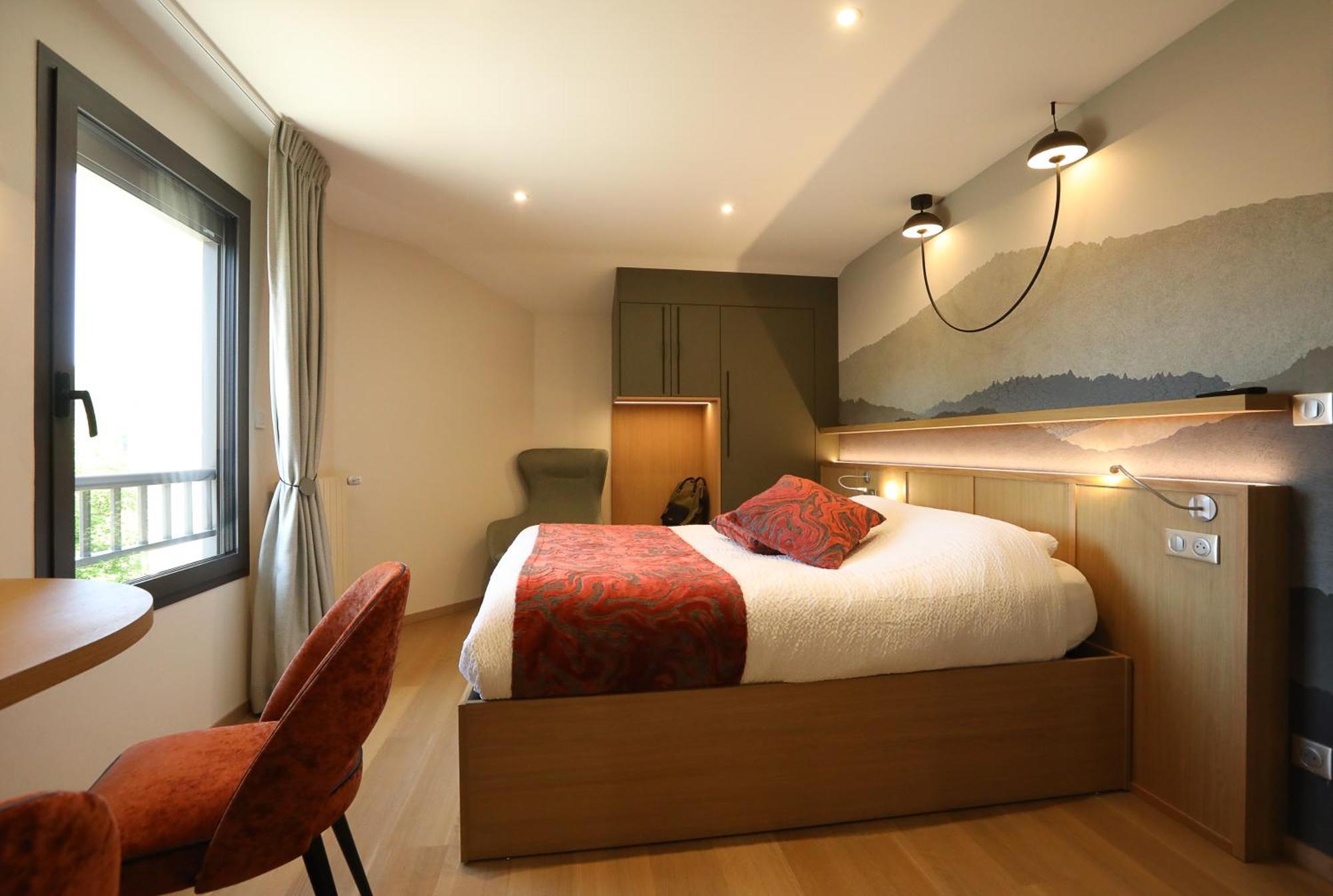 Logis Hotel Spa Restaurant Le Provence Lanarce ภายนอก รูปภาพ