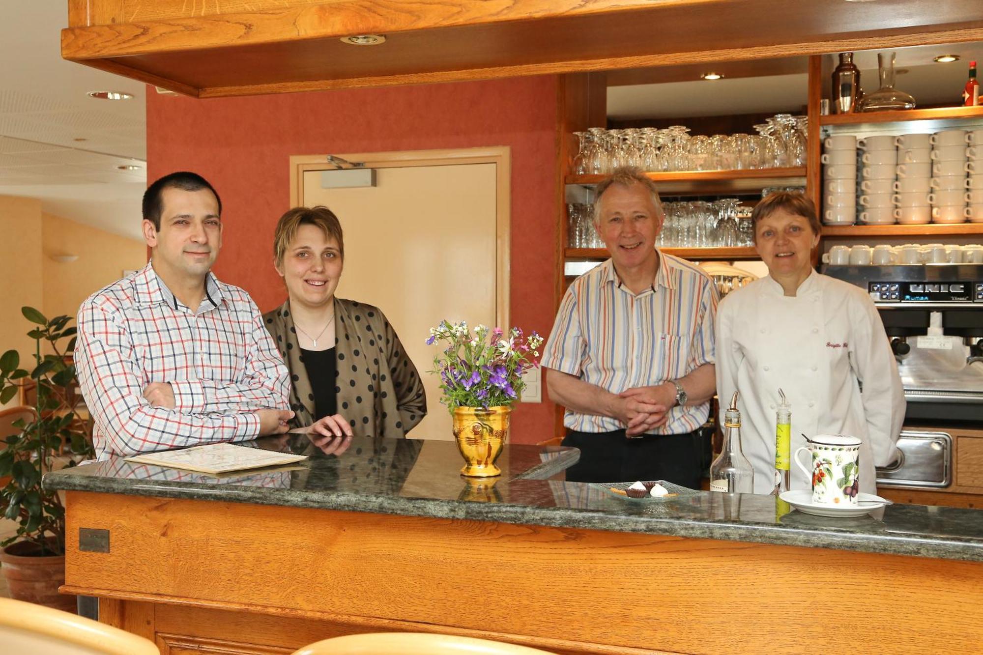 Logis Hotel Spa Restaurant Le Provence Lanarce ภายนอก รูปภาพ